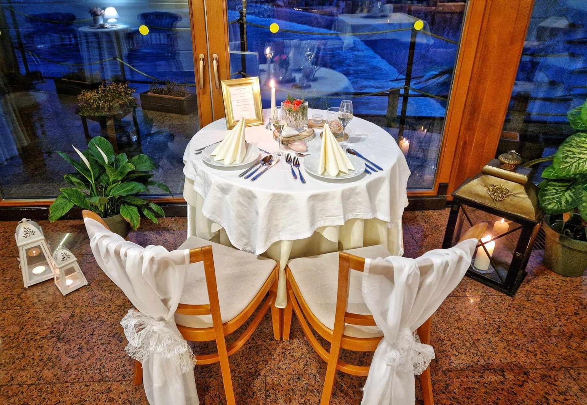 Romantik Hotel Eleonora Tábor Exterior foto